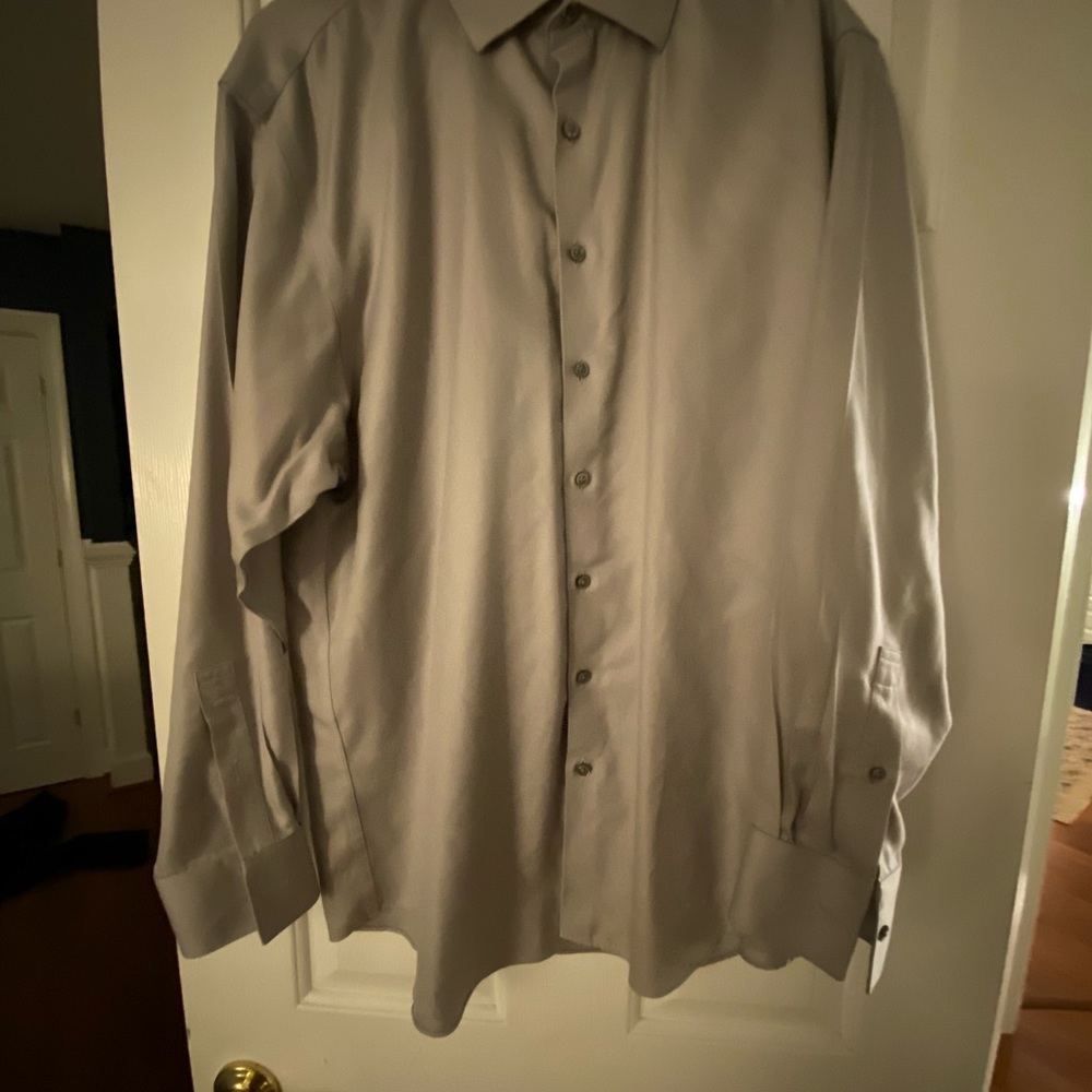 Button up - Picture 5 of 5